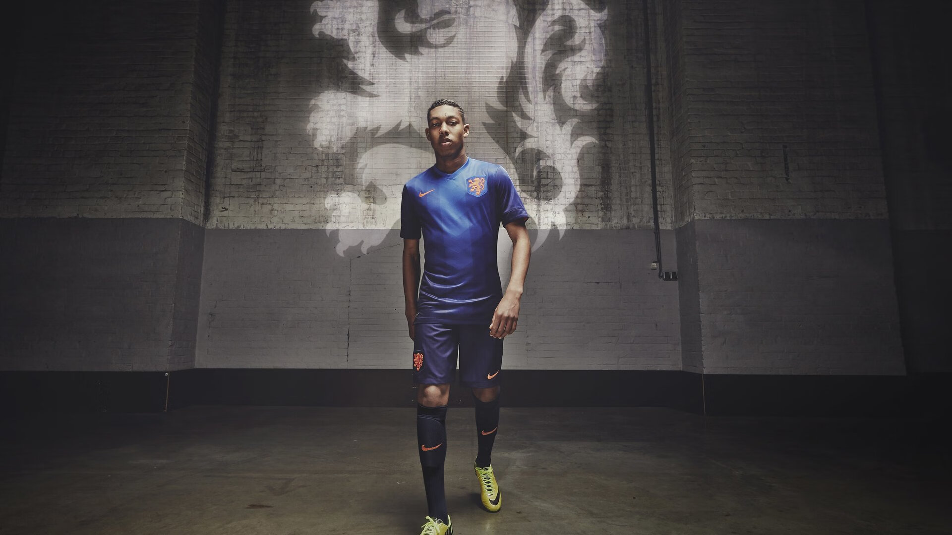 STAR SPORTS-世锦赛转会风云：切尔西盯上锋线强援，维尼修斯或成交易筹码